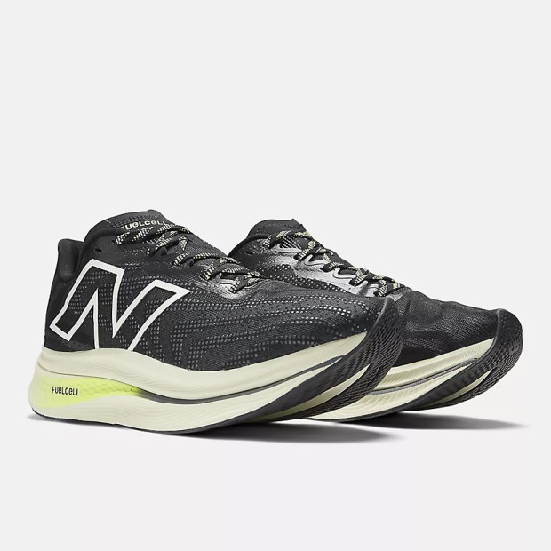 New Balance FuelCell SuperComp Trainer v2 Black & thirty watt