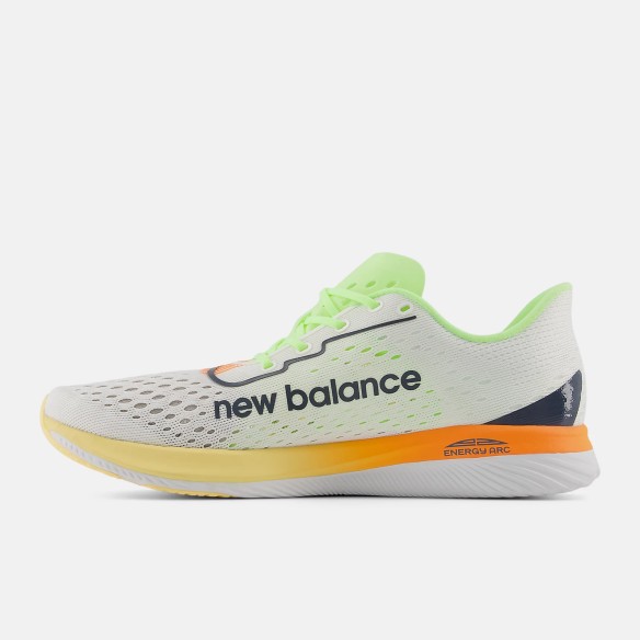 NEW BALANCE FuelCell SuperComp Pacer White con hot mango y bleached lime glo