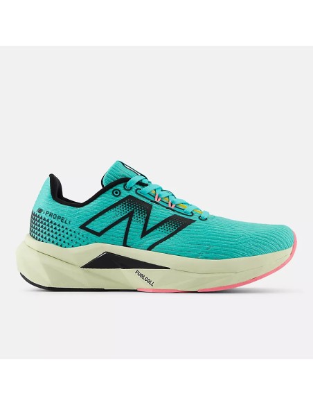 New Balance FuelCell Propel v5 W Cyber Jade con Ambient Light y Ultra Pink