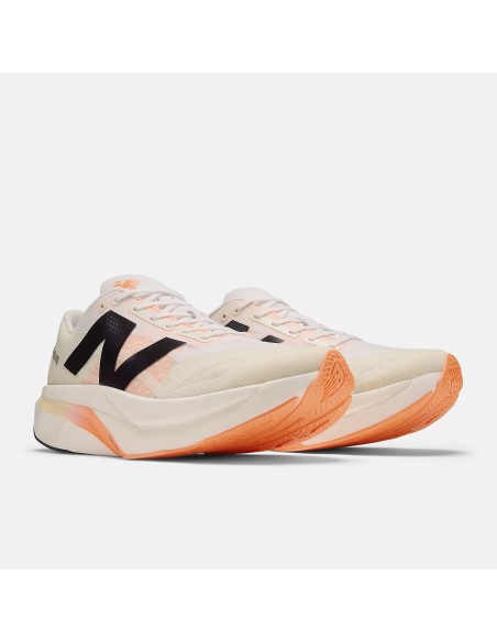 NEW BALANCE FuelCell SuperComp Elitev4 White con Angora y Hot Mango