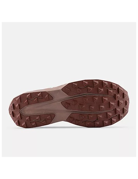 NEW BALANCE FuelCell Venym Urgent red con flat taupe
