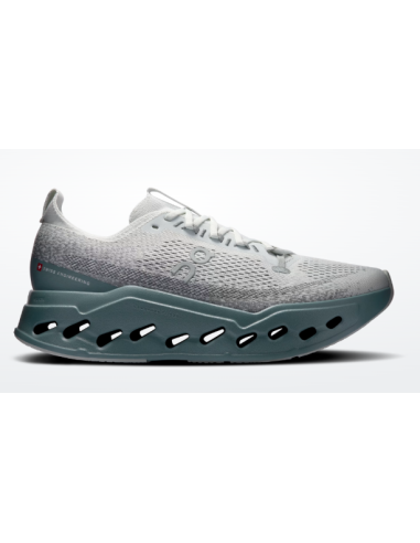 On Running Cloudsurfer Max Iceberg | Olive