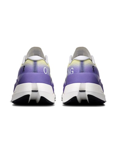 On Running  Cloudboom Max White | Juniper
