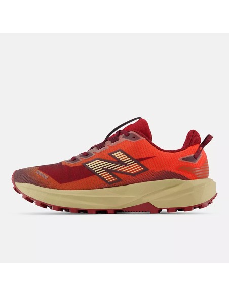 New Balance FuelCell Rebel  MAPLE NEO FLAME