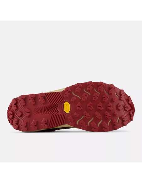New Balance FuelCell Rebel  MAPLE NEO FLAME